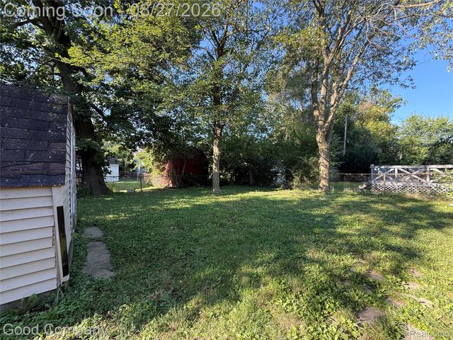 3026 Wyoming Avenue, Flint, MI 48506