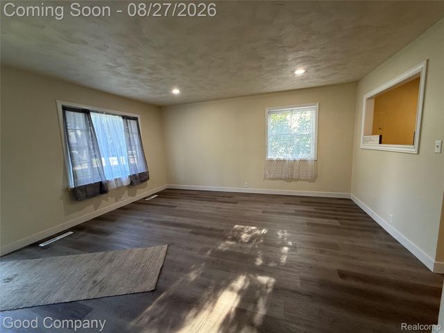3026 Wyoming Avenue, Flint, MI 48506