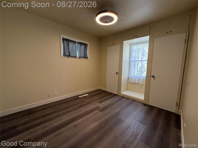 3026 Wyoming Avenue, Flint, MI 48506