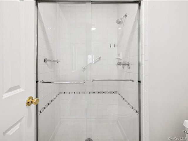 801 Hunters Run, Dobbs Ferry, NY 10522