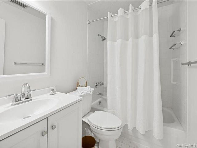 801 Hunters Run, Dobbs Ferry, NY 10522