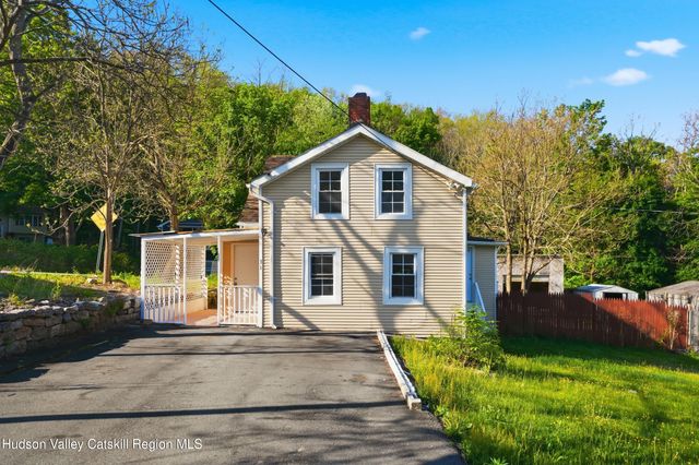 31 Chapel Street, Ellenville, NY 12428