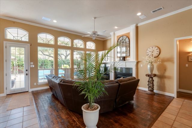 1002 Lakeridge Court, Colleyville, TX 76034