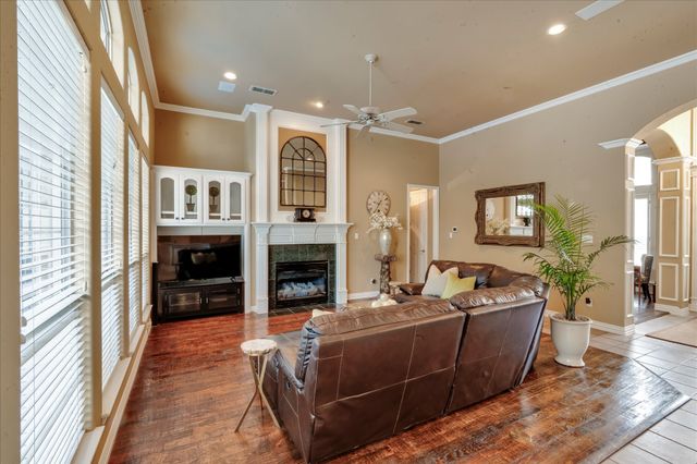 1002 Lakeridge Court, Colleyville, TX 76034