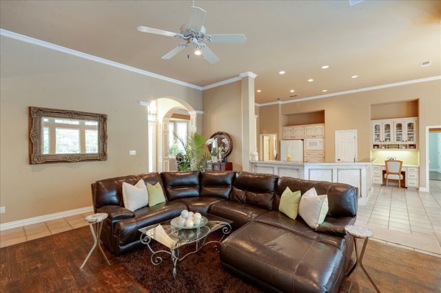 1002 Lakeridge Court, Colleyville, TX 76034