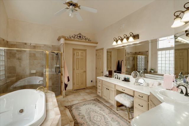 1002 Lakeridge Court, Colleyville, TX 76034