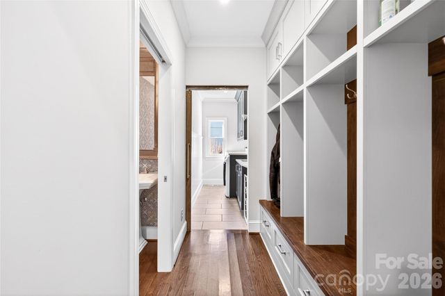 3025 Foxridge Road, Charlotte, NC 28226