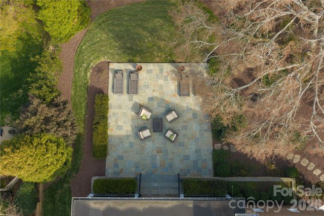 3025 Foxridge Road, Charlotte, NC 28226