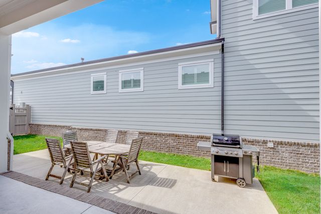 1126 Southbrooke Blvd, Franklin, TN 37064