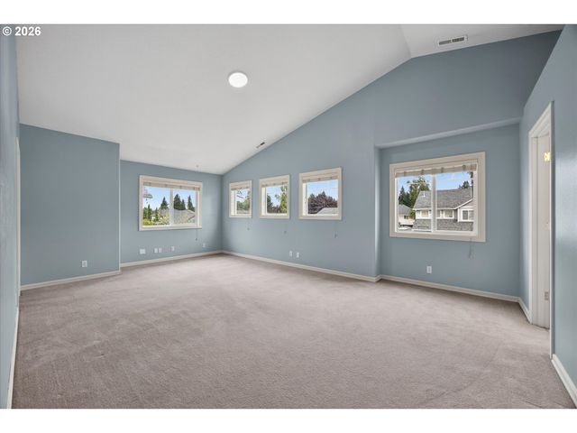 2215 Ne 107TH St, Vancouver, WA 98686