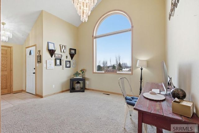 6002 E Sunnyside Road, Idaho Falls, ID 83406