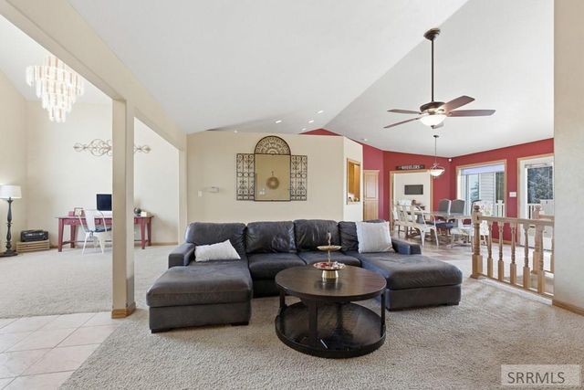 6002 E Sunnyside Road, Idaho Falls, ID 83406