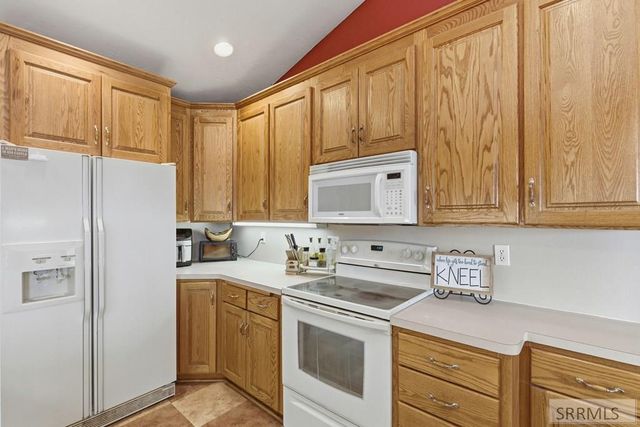 6002 E Sunnyside Road, Idaho Falls, ID 83406