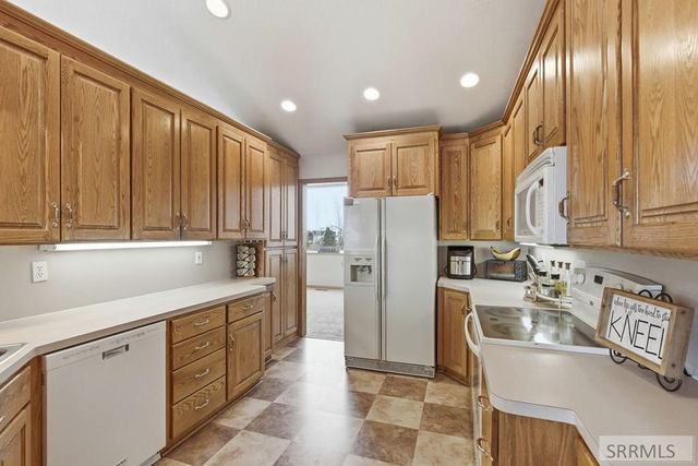 6002 E Sunnyside Road, Idaho Falls, ID 83406