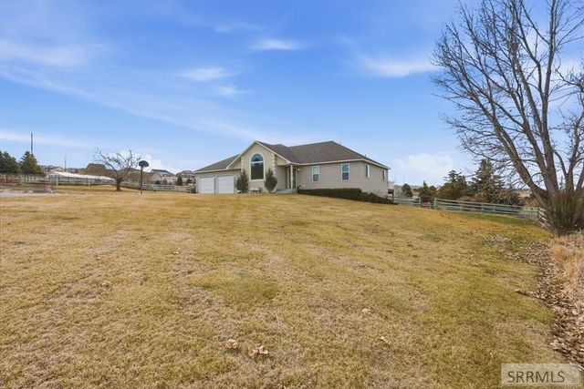 6002 E Sunnyside Road, Idaho Falls, ID 83406