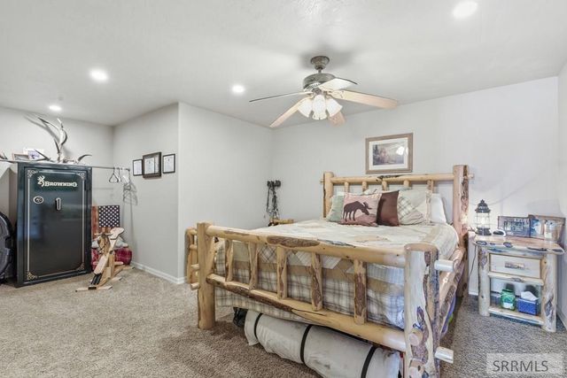 6002 E Sunnyside Road, Idaho Falls, ID 83406