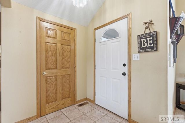 6002 E Sunnyside Road, Idaho Falls, ID 83406