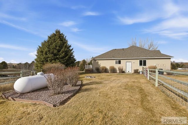 6002 E Sunnyside Road, Idaho Falls, ID 83406