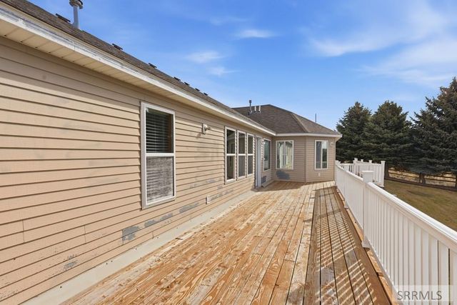 6002 E Sunnyside Road, Idaho Falls, ID 83406