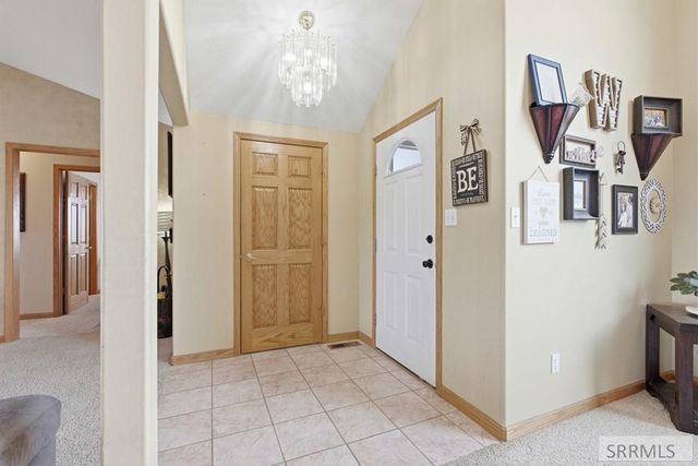 6002 E Sunnyside Road, Idaho Falls, ID 83406