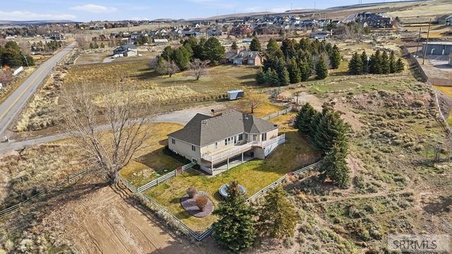 6002 E Sunnyside Road, Idaho Falls, ID 83406