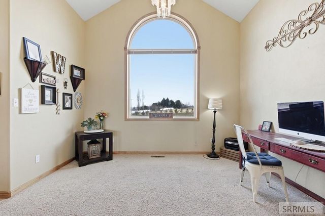 6002 E Sunnyside Road, Idaho Falls, ID 83406