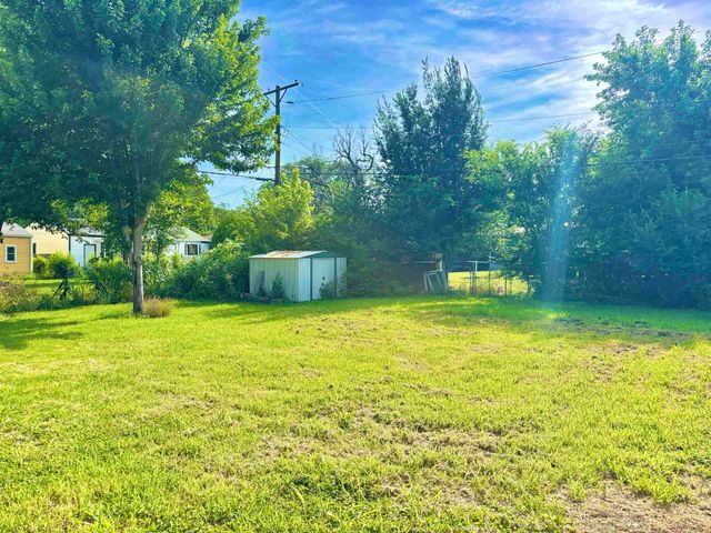 1772 S Clifton, Wichita, KS 67218