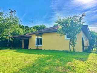1772 S Clifton, Wichita, KS 67218