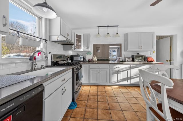 13 Herbst Drive, Monroe, NY 10950