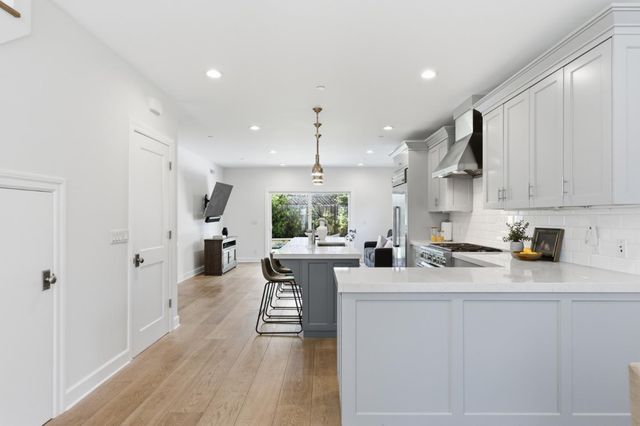 144 Edgehill Drive, San Carlos, CA 94070