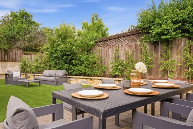 144 Edgehill Drive, San Carlos, CA 94070