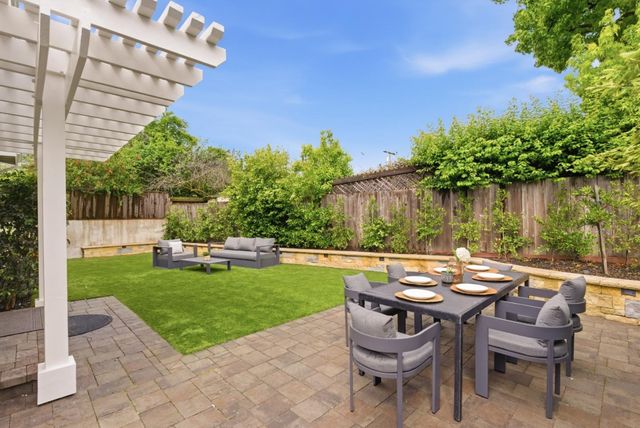 144 Edgehill Drive, San Carlos, CA 94070