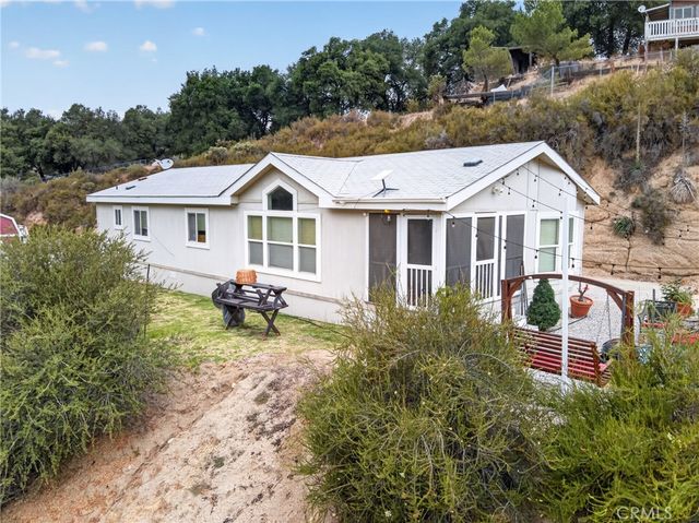 19021 Cypress, Banning, CA 92220
