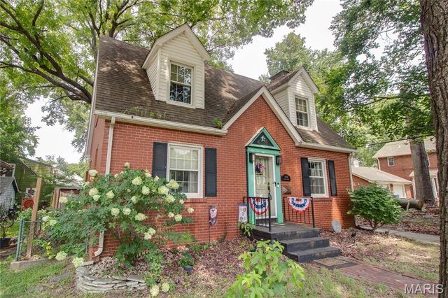2430 Maxey Street, Alton, IL 62002