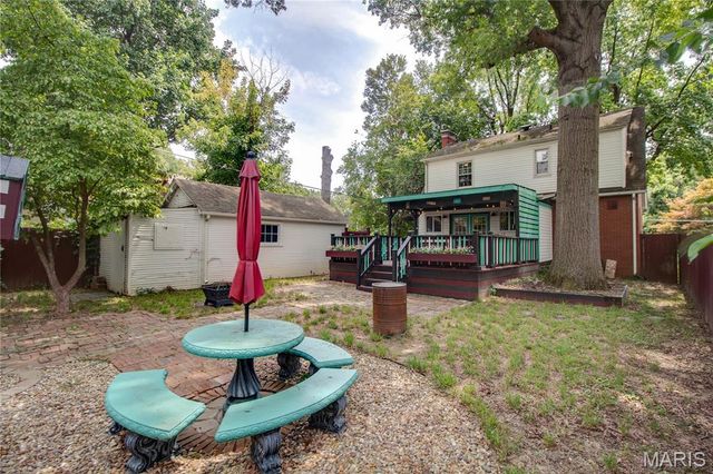 2430 Maxey Street, Alton, IL 62002