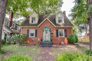 2430 Maxey Street, Alton, IL 62002