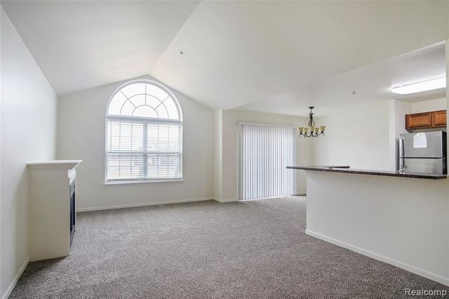 29742 Fox Run Circle, Warren, MI 48092