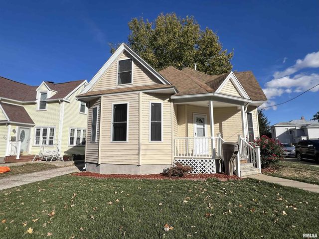 500 N DIAMOND Avenue, Jacksonville, IL 62650