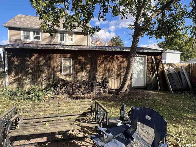 500 N DIAMOND Avenue, Jacksonville, IL 62650