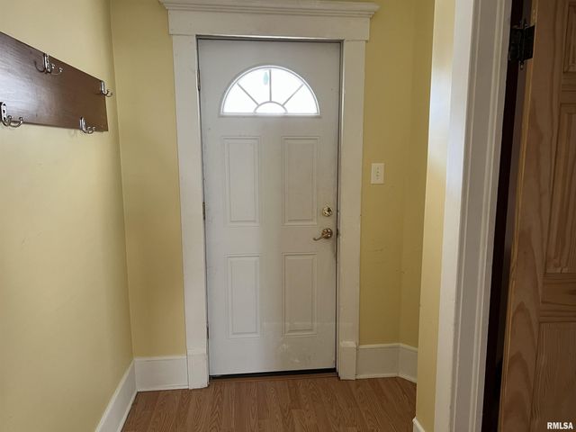 500 N DIAMOND Avenue, Jacksonville, IL 62650