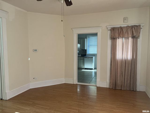 500 N DIAMOND Avenue, Jacksonville, IL 62650