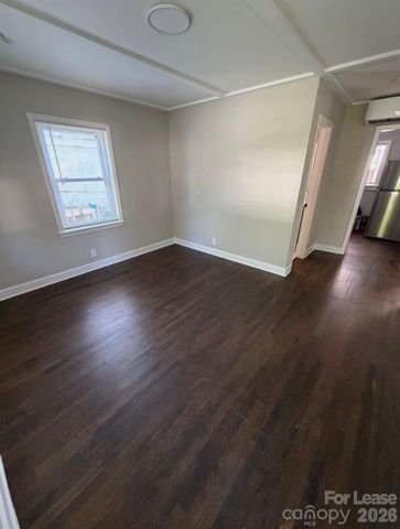 1900 Welch Place 1, Charlotte, NC 28216