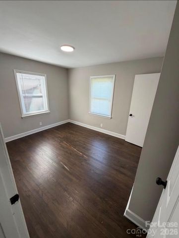 1900 Welch Place 1, Charlotte, NC 28216