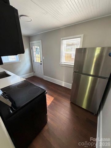 1900 Welch Place 1, Charlotte, NC 28216