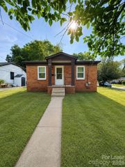 1900 Welch Place 1, Charlotte, NC 28216
