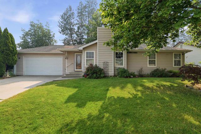 8126 N COLTON St, Spokane, WA 99208