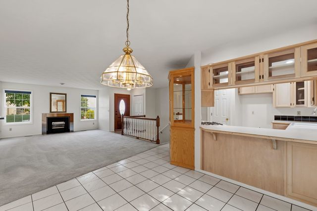 8126 N COLTON St, Spokane, WA 99208
