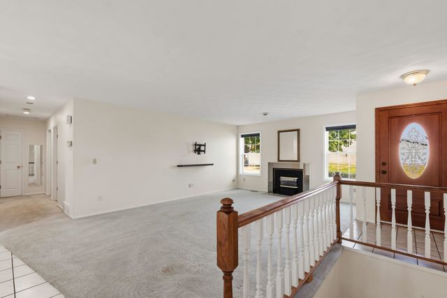 8126 N COLTON St, Spokane, WA 99208
