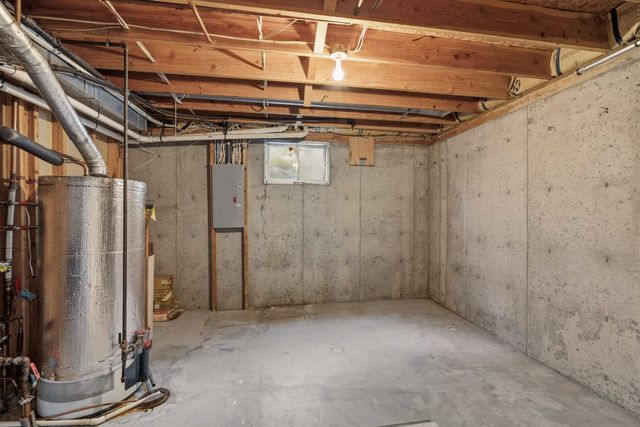 8126 N COLTON St, Spokane, WA 99208
