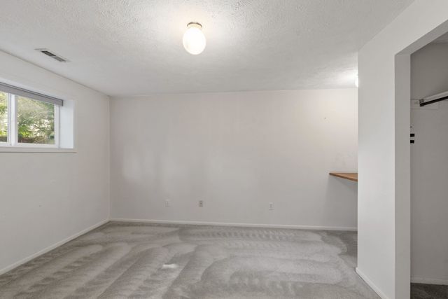 8126 N COLTON St, Spokane, WA 99208